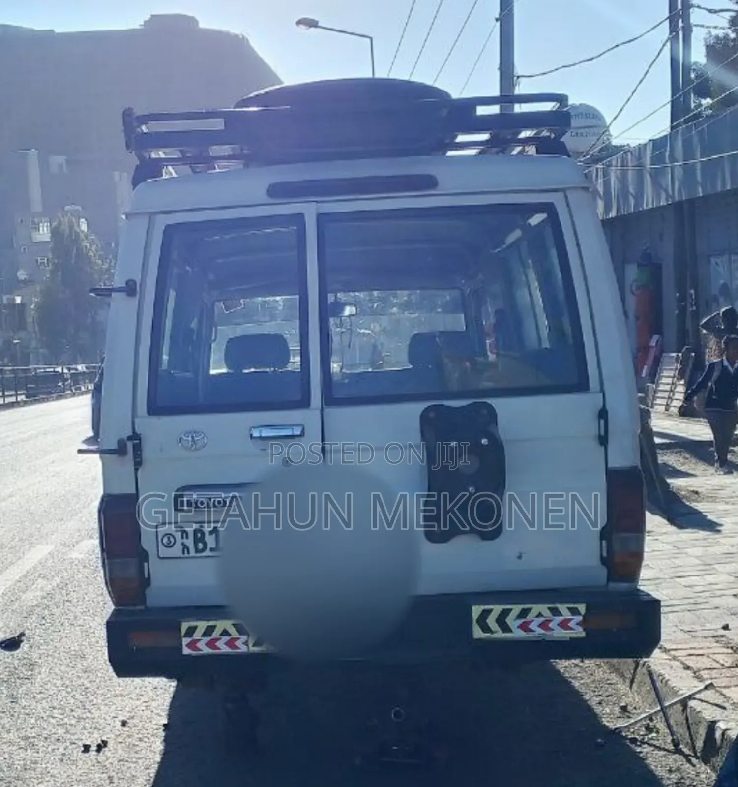 Toyota Land Cruiser 2009 White