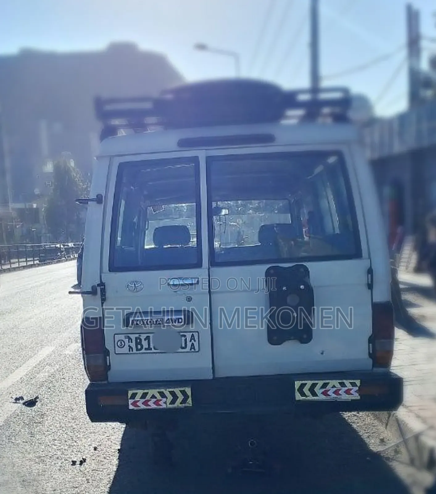 Toyota Land Cruiser 2009 White