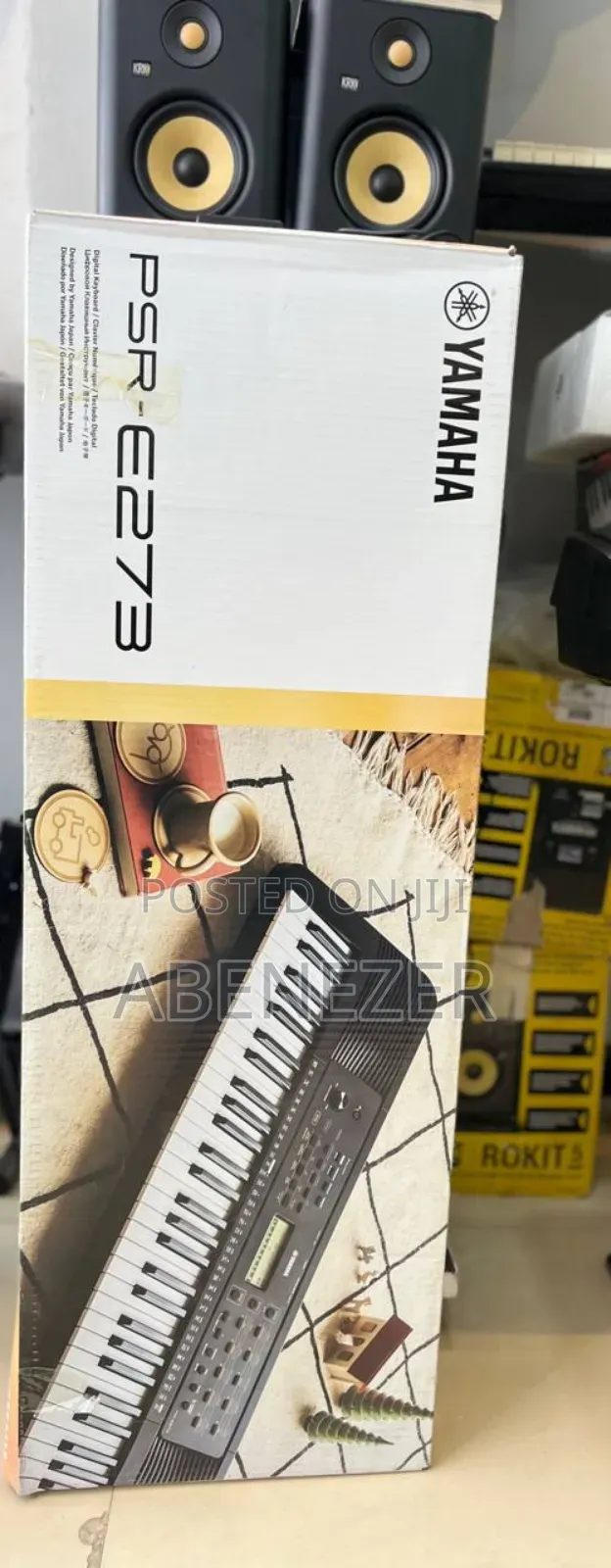 Yamaha PSR E273 Piano Keyboard