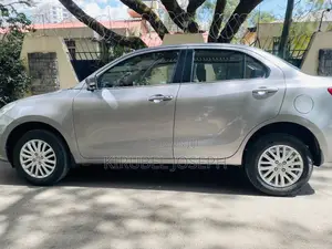 Suzuki Dzire 2022 Silver