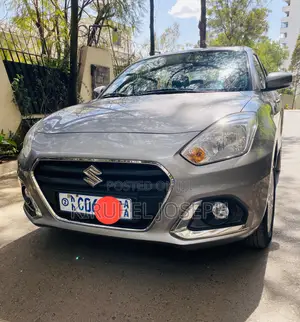 Suzuki Dzire 2022 Silver