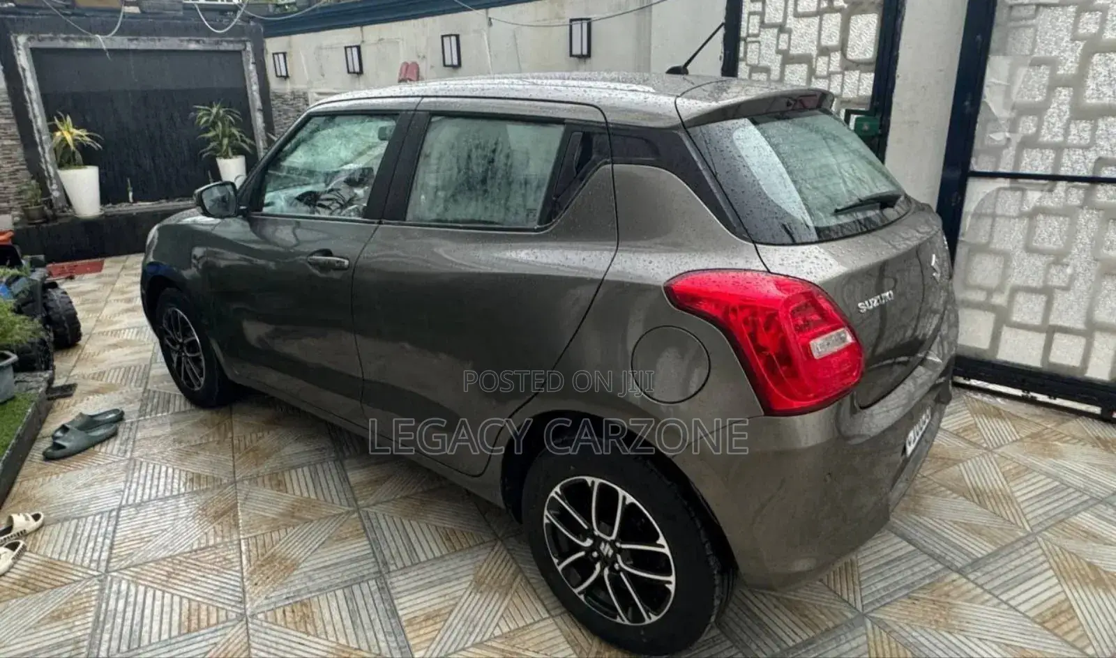 Suzuki Swift 2022 Black