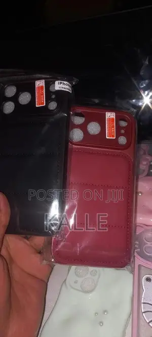 iPhone 17 Prmax Phone Case