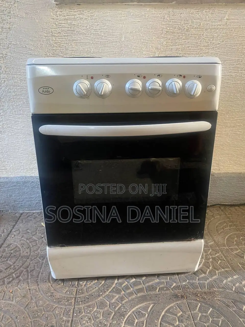 Ardo Electric Stove and Oven (የጣሊያን ምርት)