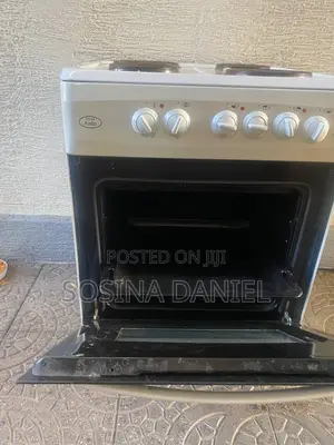 Ardo Electric Stove and Oven (የጣሊያን ምርት)