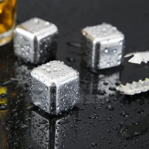 4 PCS Stainless Steel Ice Cubes, for Drinks መጠጥዎ ሳይበረዝ በጥልቁ ይቀዝቀዝ!