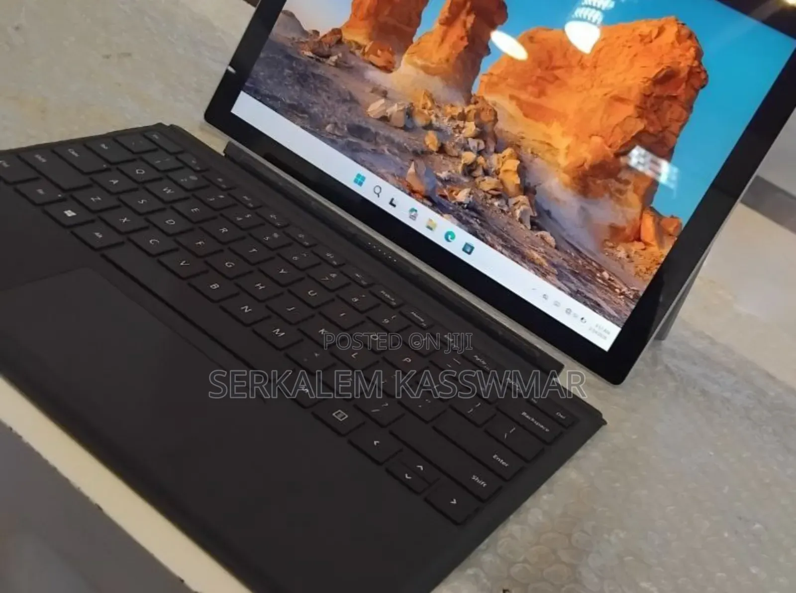 New Laptop Microsoft Surface Pro 7 16GB Intel Core I7 SSD 256GB