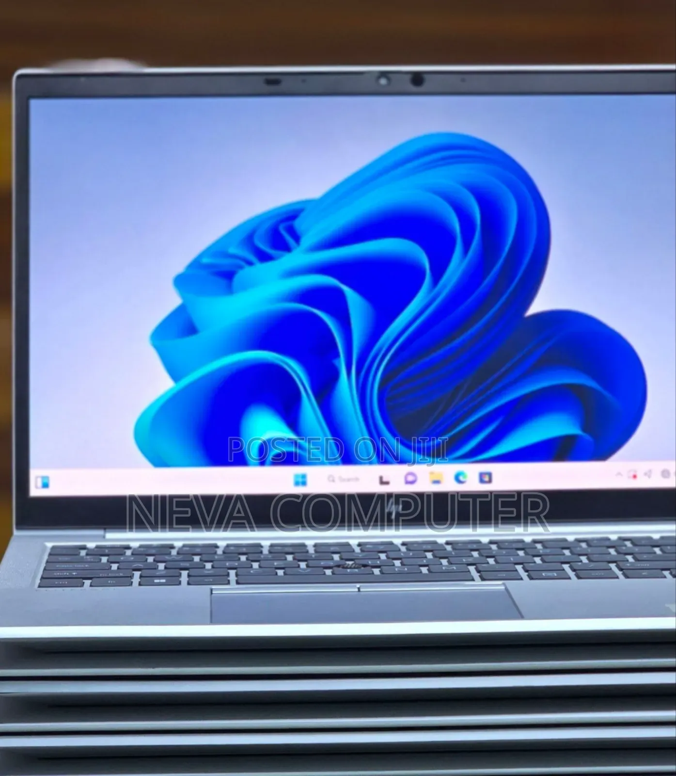 New Laptop HP EliteBook 840 G8 16GB Intel Core I5 SSD 512GB