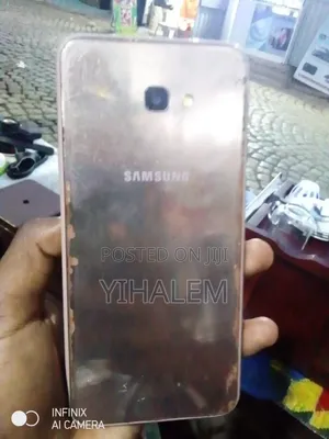 Samsung Galaxy J4 Plus 32 GB Blue