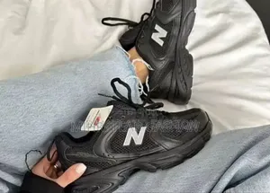 New Balance 530 Full Black