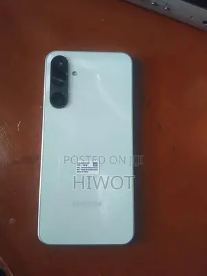 Samsung Galaxy M16 128 GB