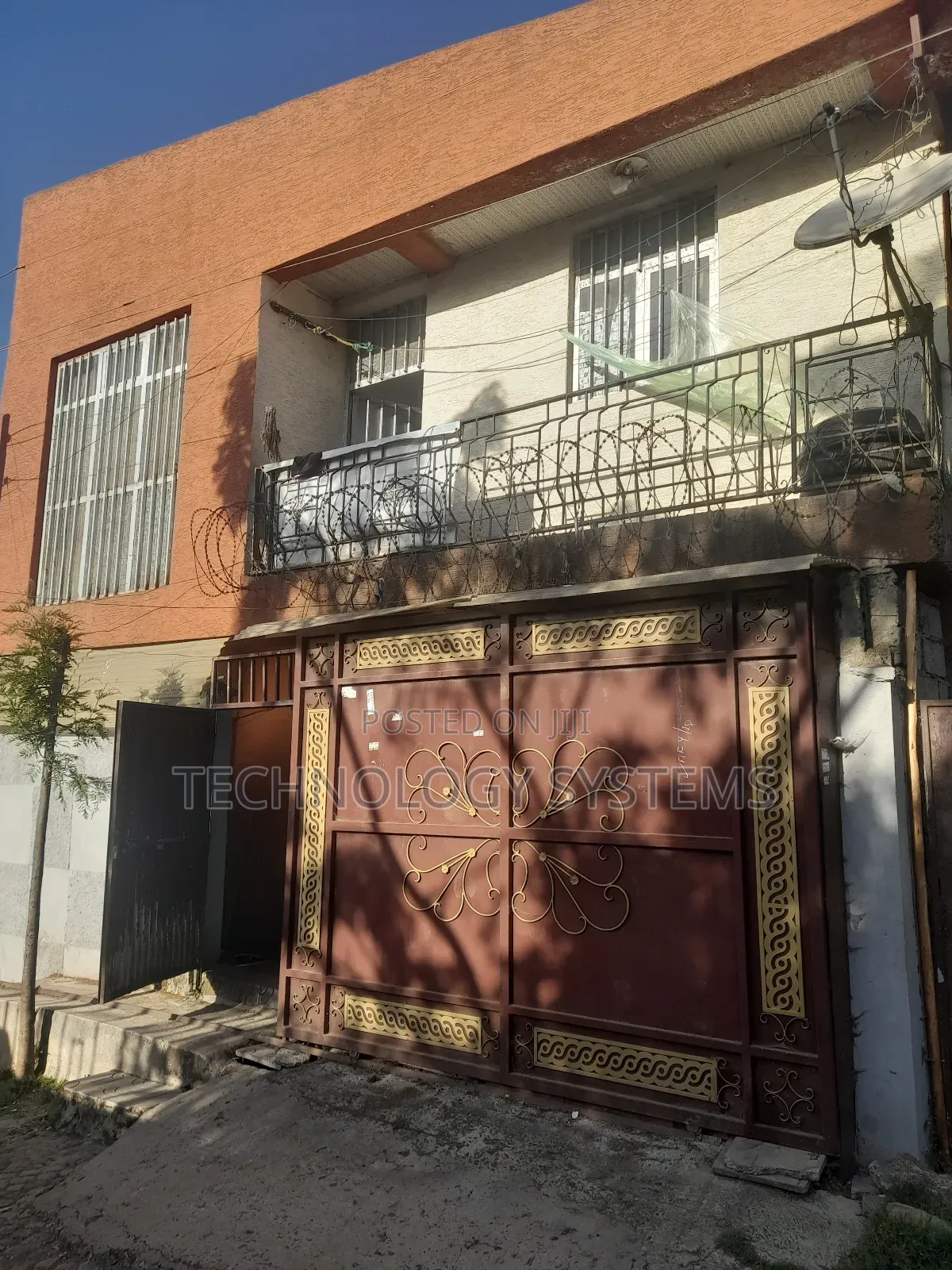 10bdrm Townhouse/Terrace in Asko, Gullele for sale