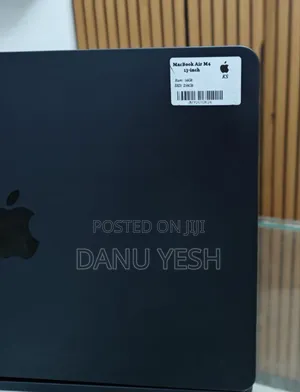 New Laptop Apple MacBook Air 2025 M4 13-Inch 8GB Apple M4 SSD 256GB