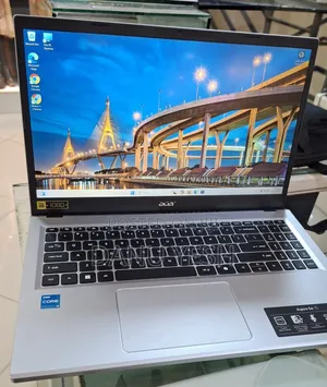 New Laptop Acer Aspire 5 8GB Intel Core I3 SSD 128GB