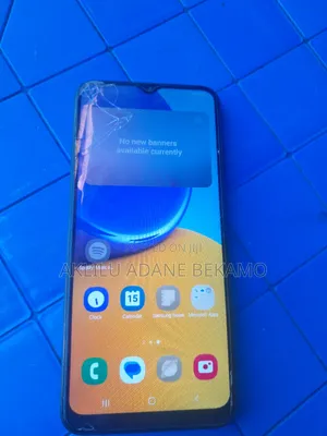 Samsung Galaxy M04 64 GB Black