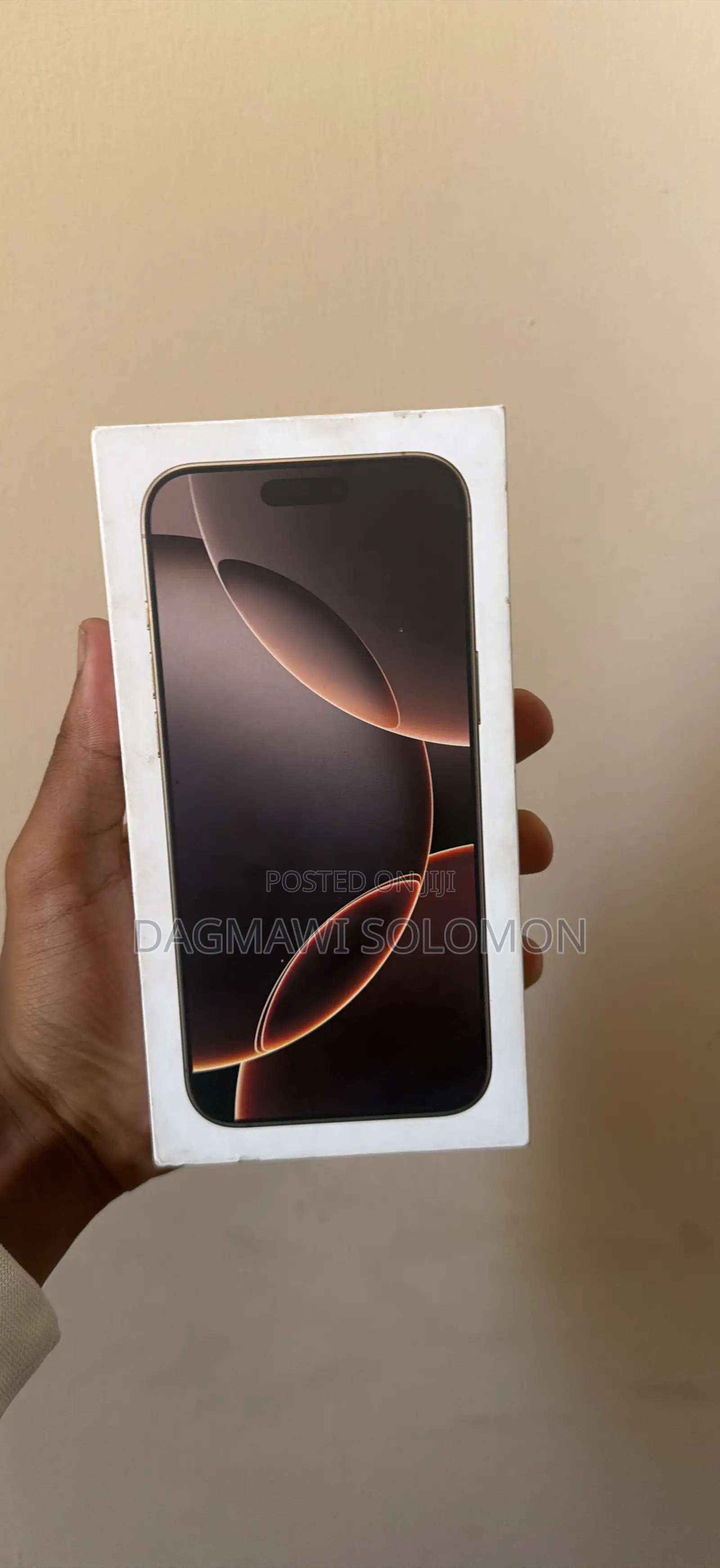 New Apple iPhone 16 Pro Max 256 GB Gold