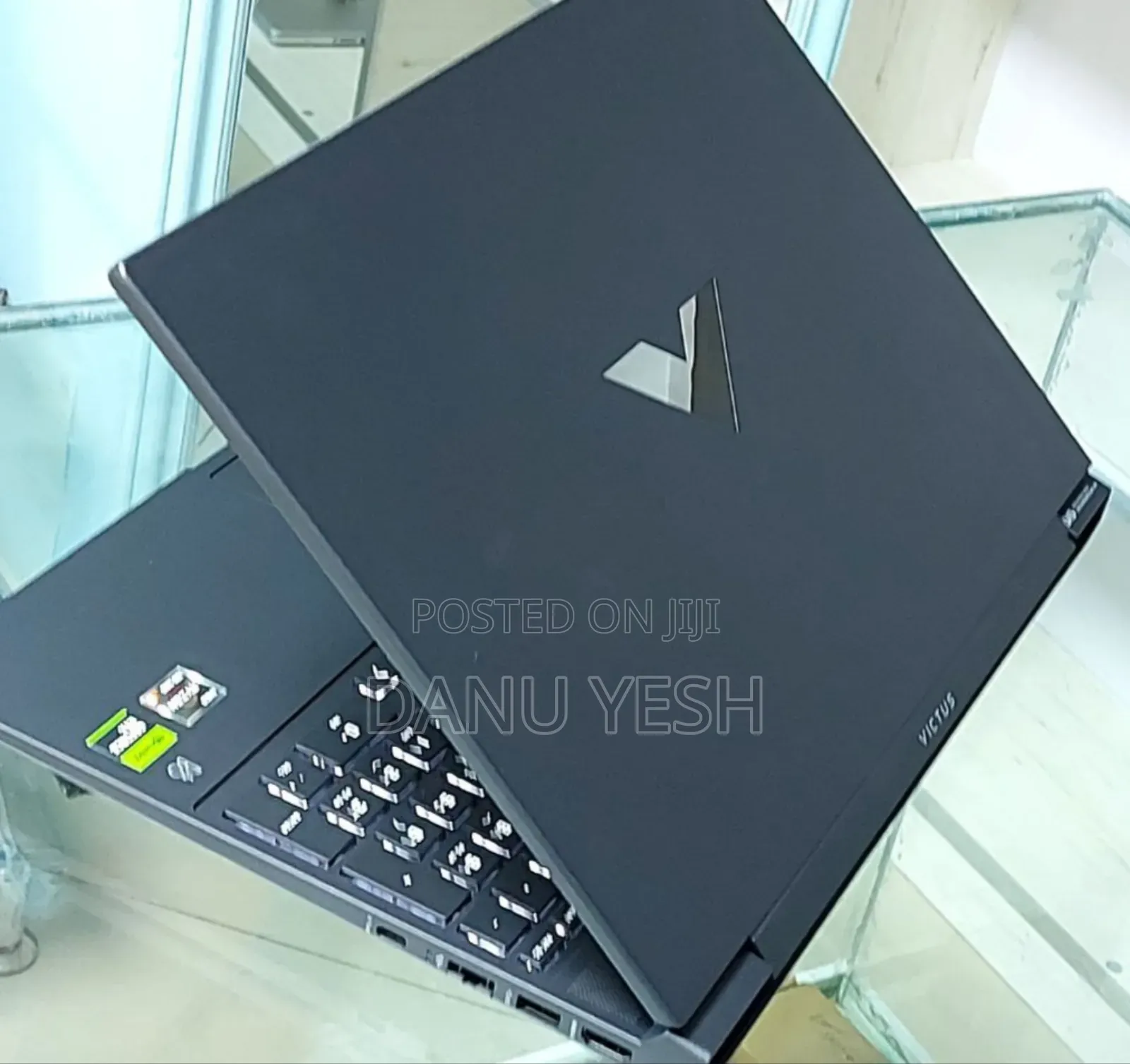 New Laptop HP Victus 15 8GB AMD Ryzen 5 SSD 512GB