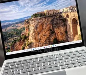 New Laptop Microsoft Surface Go 8GB Intel Core I5 SSD 256GB