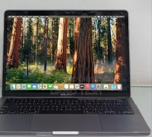 New Laptop Apple MacBook Pro 2022 M2 8GB Apple M1 SSD 256GB