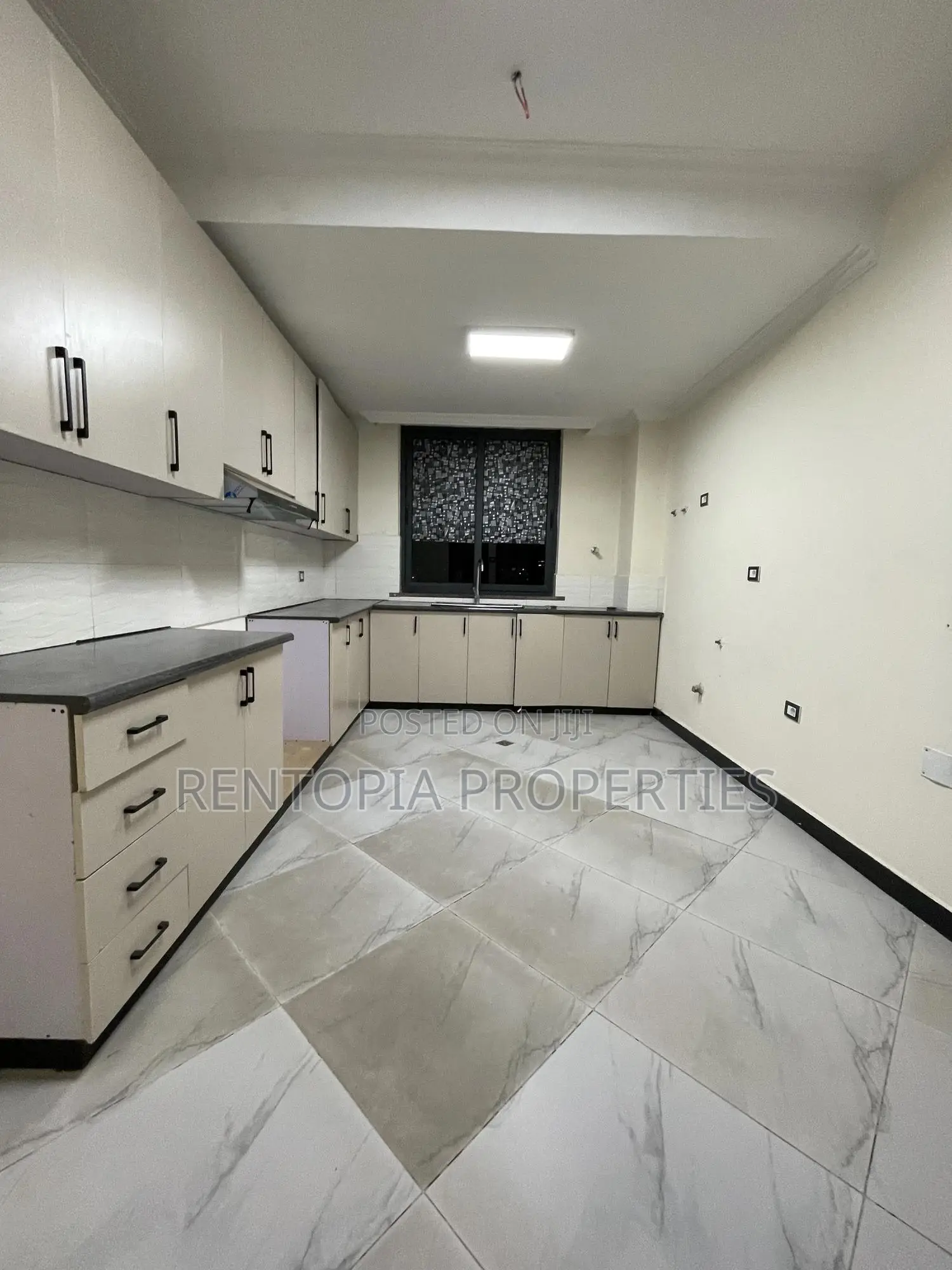 3bdrm Apartment in Bole for rent
