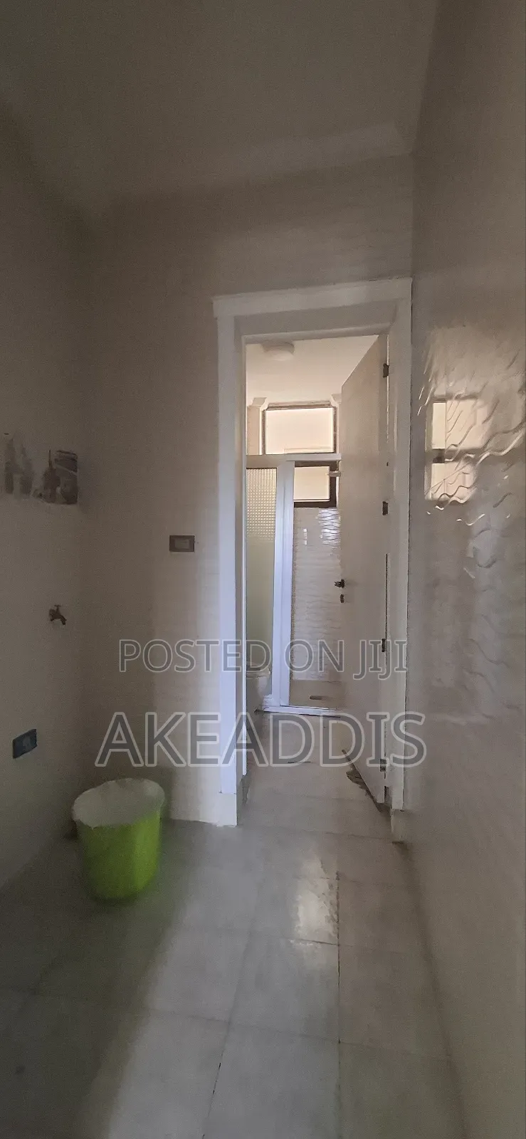 Furnished 4bdrm Apartment in Bole Ayat for sale