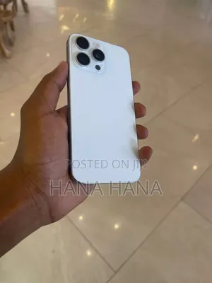 New Apple iPhone 15 Pro Max 256 GB White