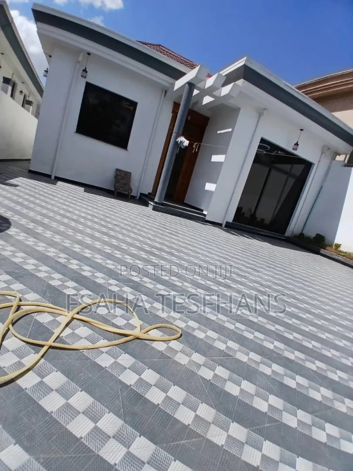 4bdrm House in Viila, Bole for rent