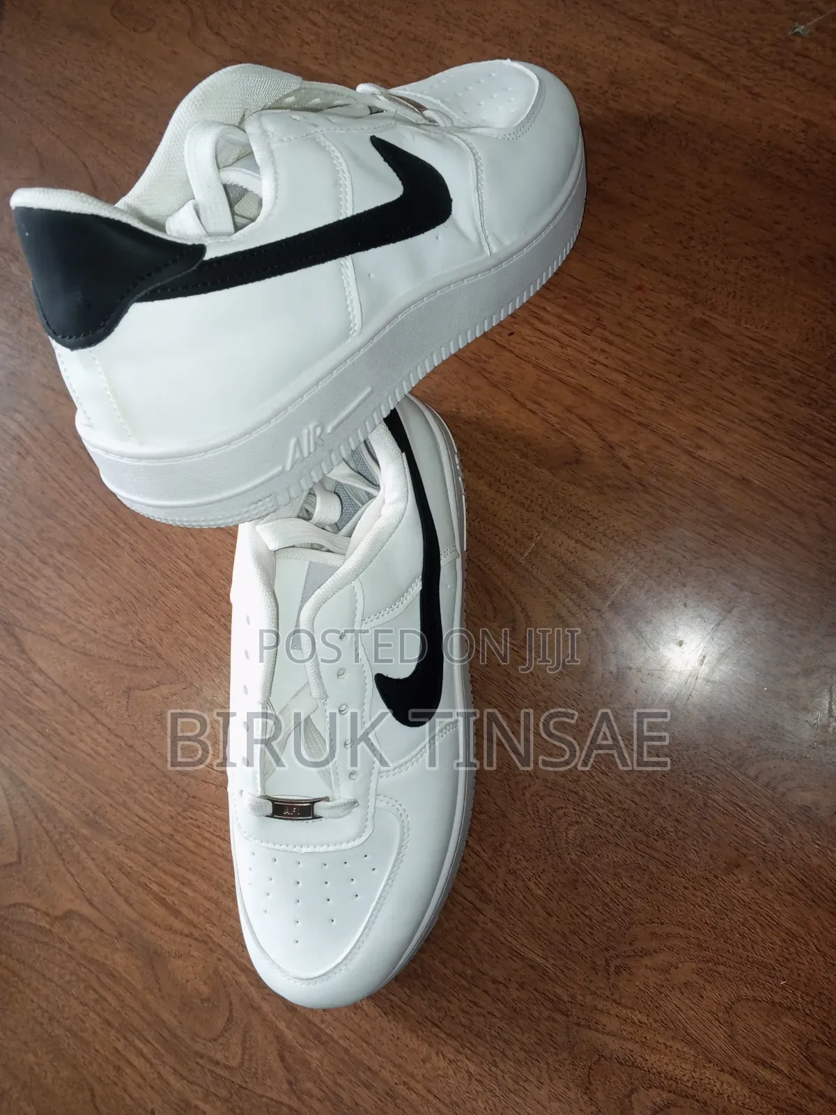 Nike Air Force1 Brand New 43 Kutr