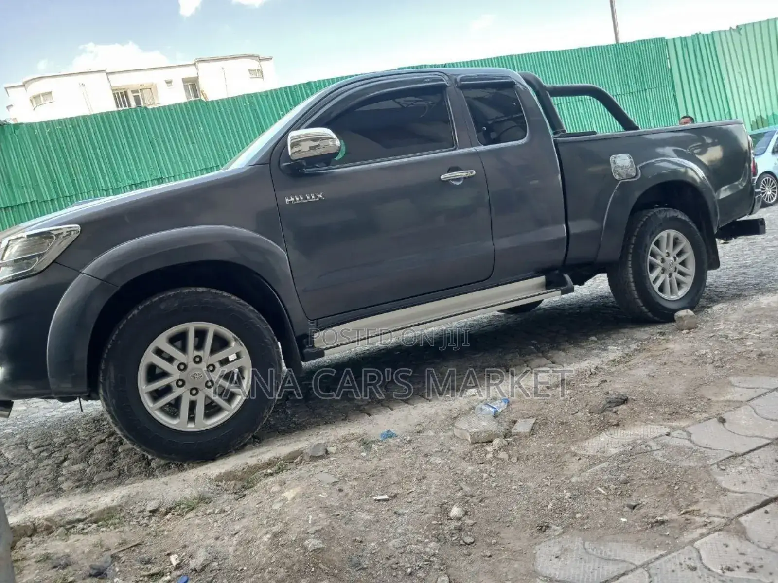 Toyota Hilux 2015 Blue