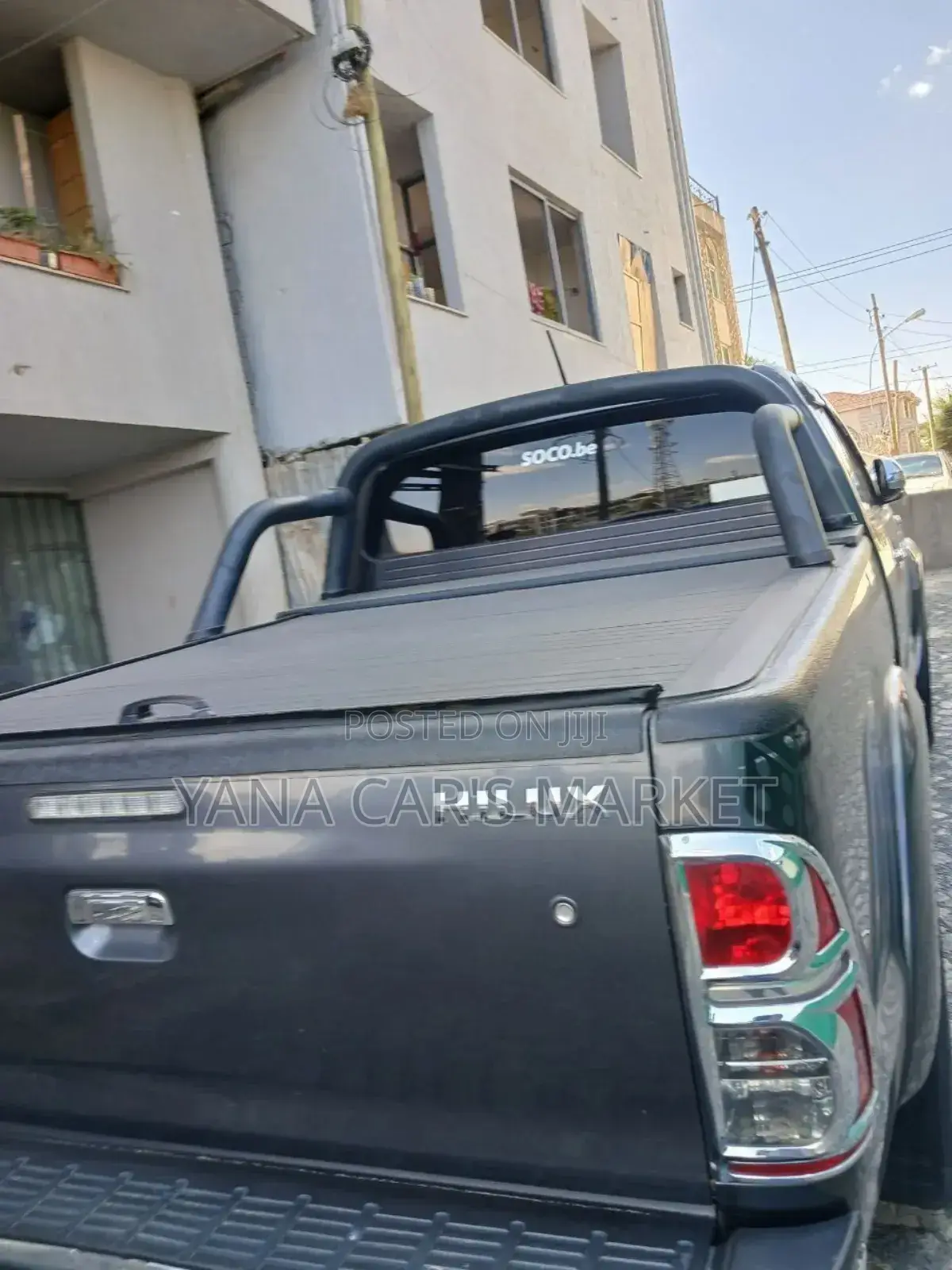 Toyota Hilux 2015 Blue