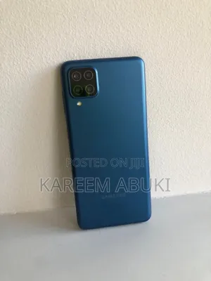 New Samsung Galaxy A12 64 GB Blue