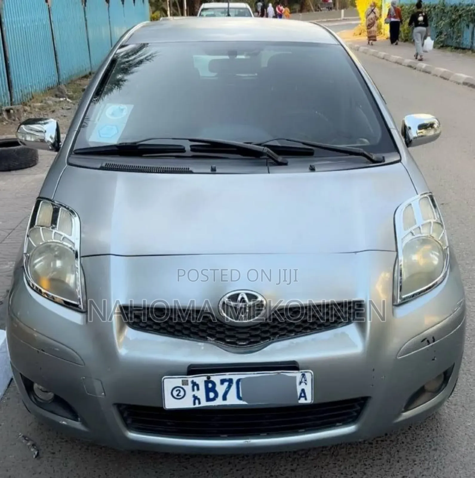 Toyota Yaris 2010 Gray