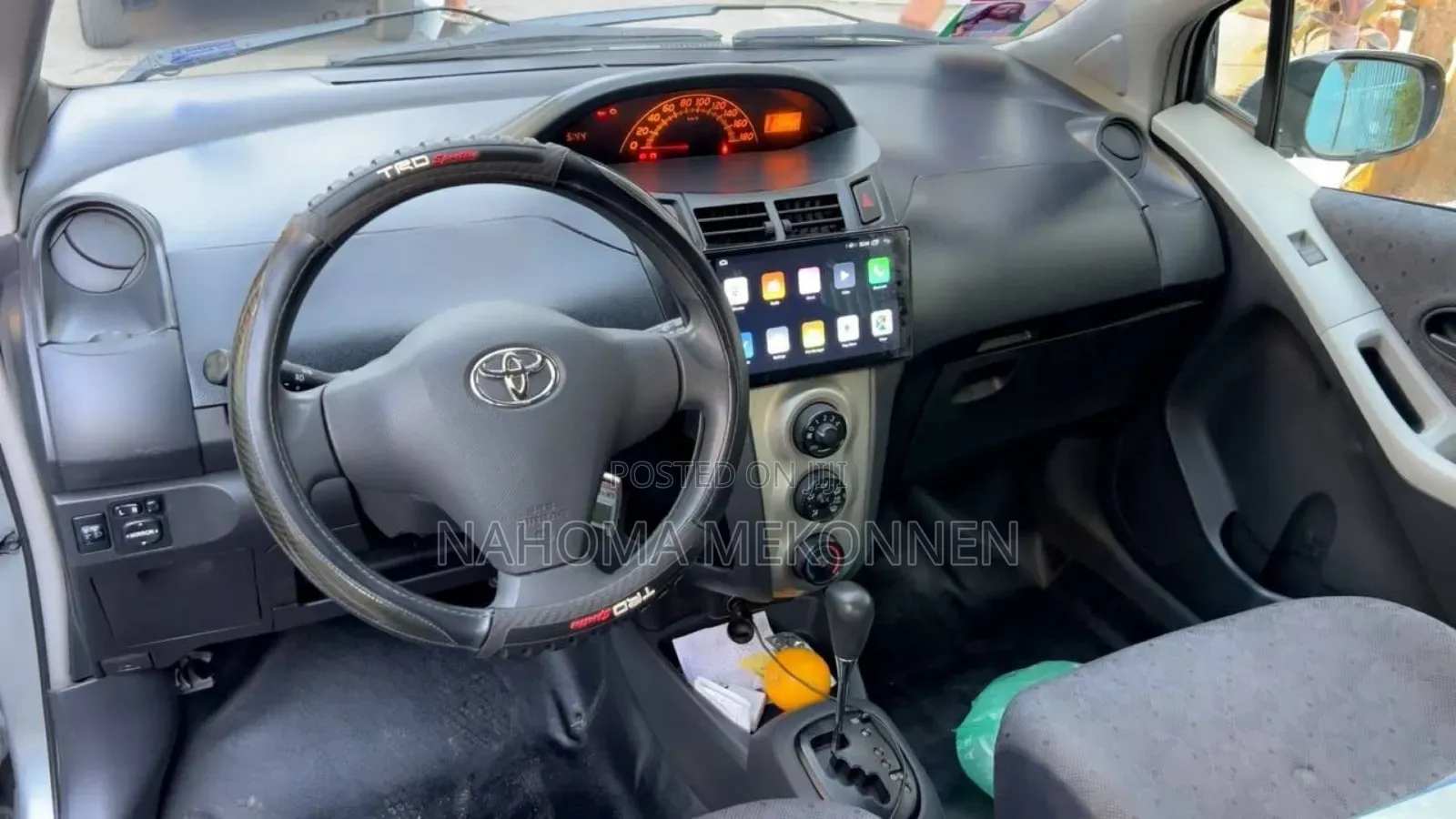 Toyota Yaris 2010 Gray