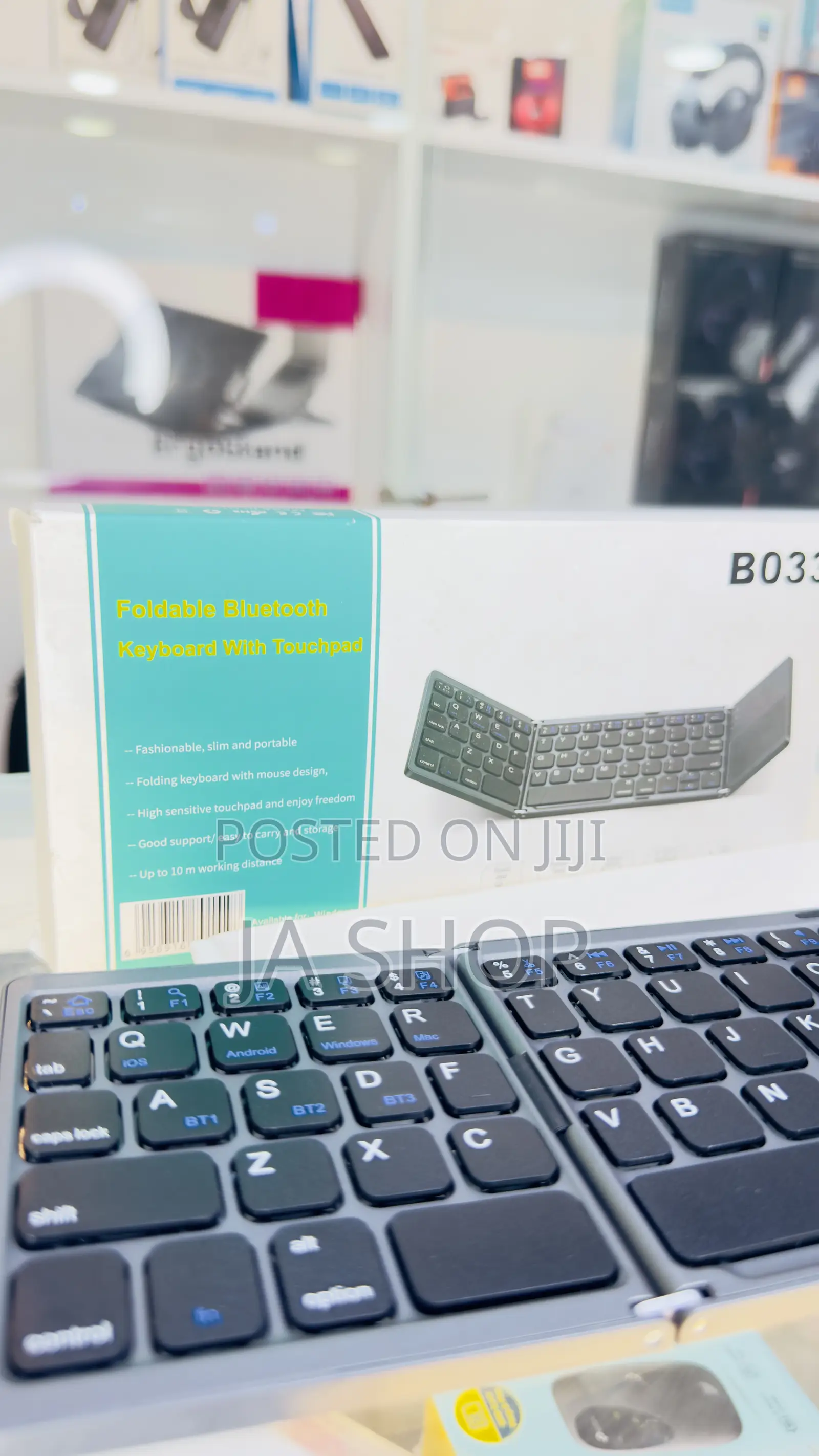 Foldable Bluetooth Keyboard With Touchpad