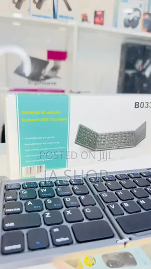 Foldable Bluetooth Keyboard With Touchpad