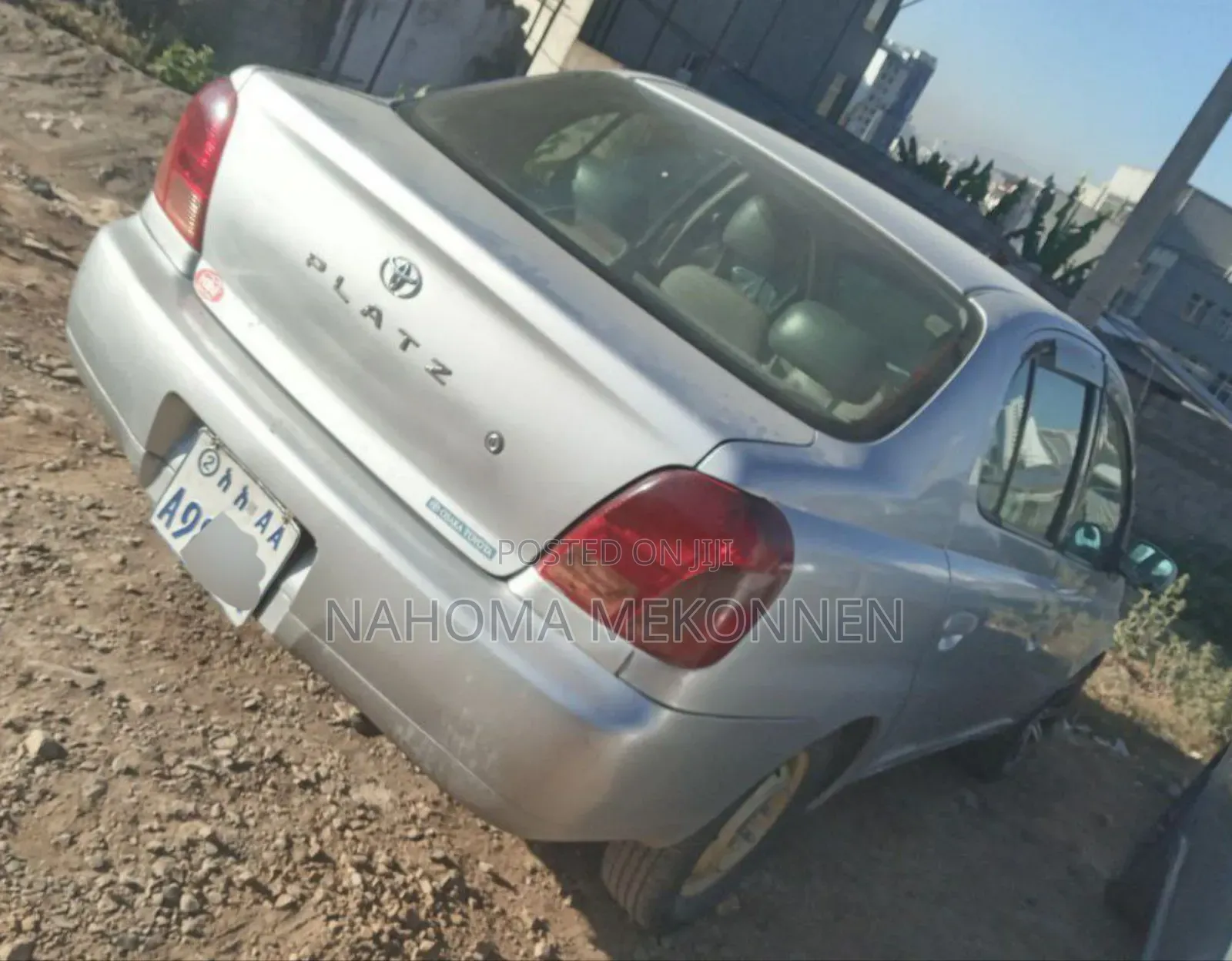 Toyota Platz 2001 Silver