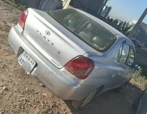 Toyota Platz 2001 Silver