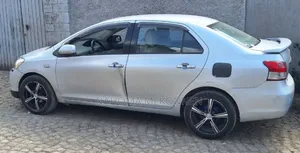 Toyota Belta 2008 Silver