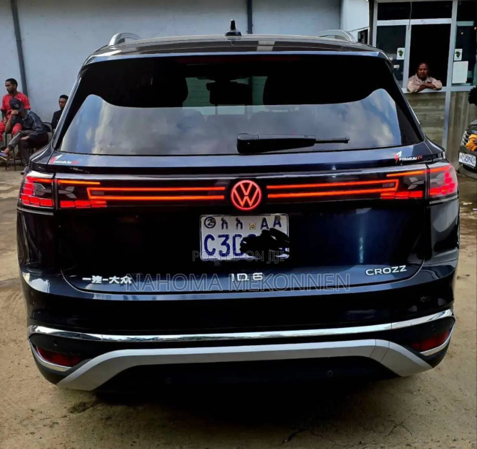 Volkswagen ID.6 2022 Blue