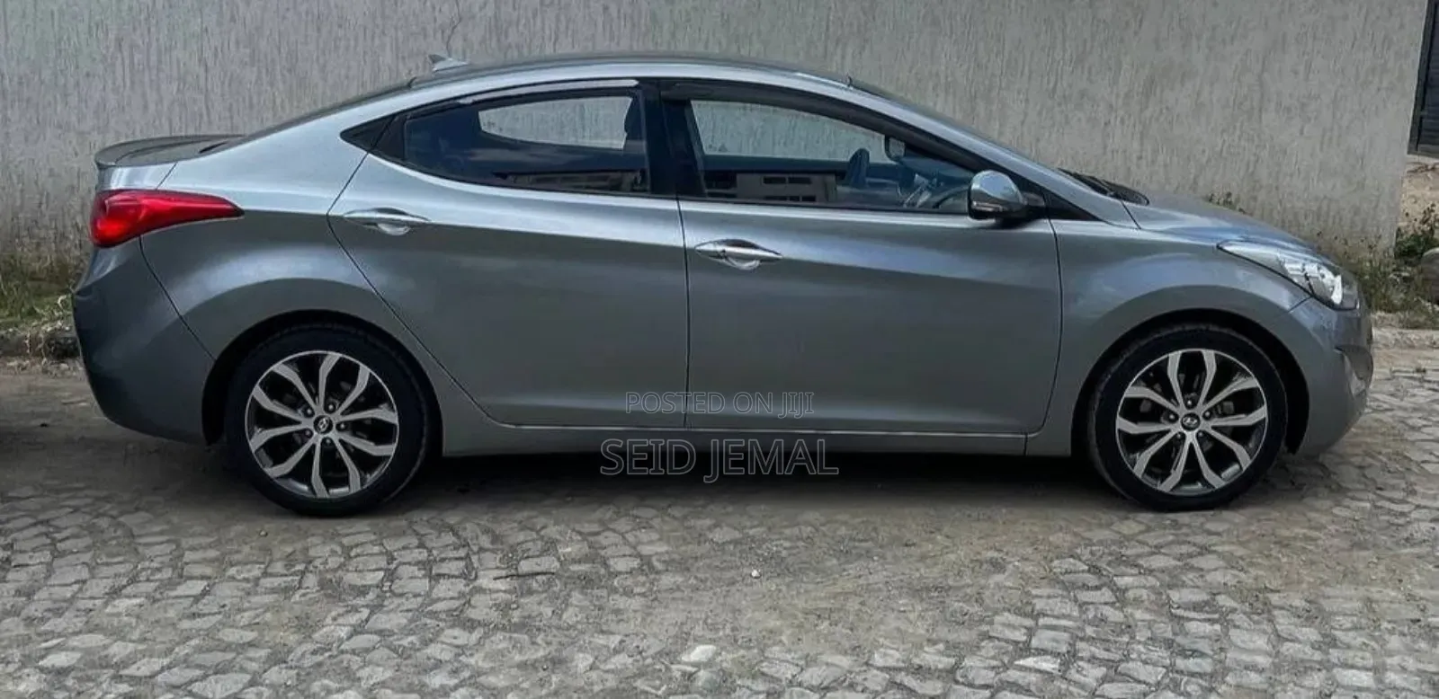 Hyundai Avante 2013 Silver