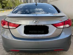 Hyundai Avante 2013 Silver