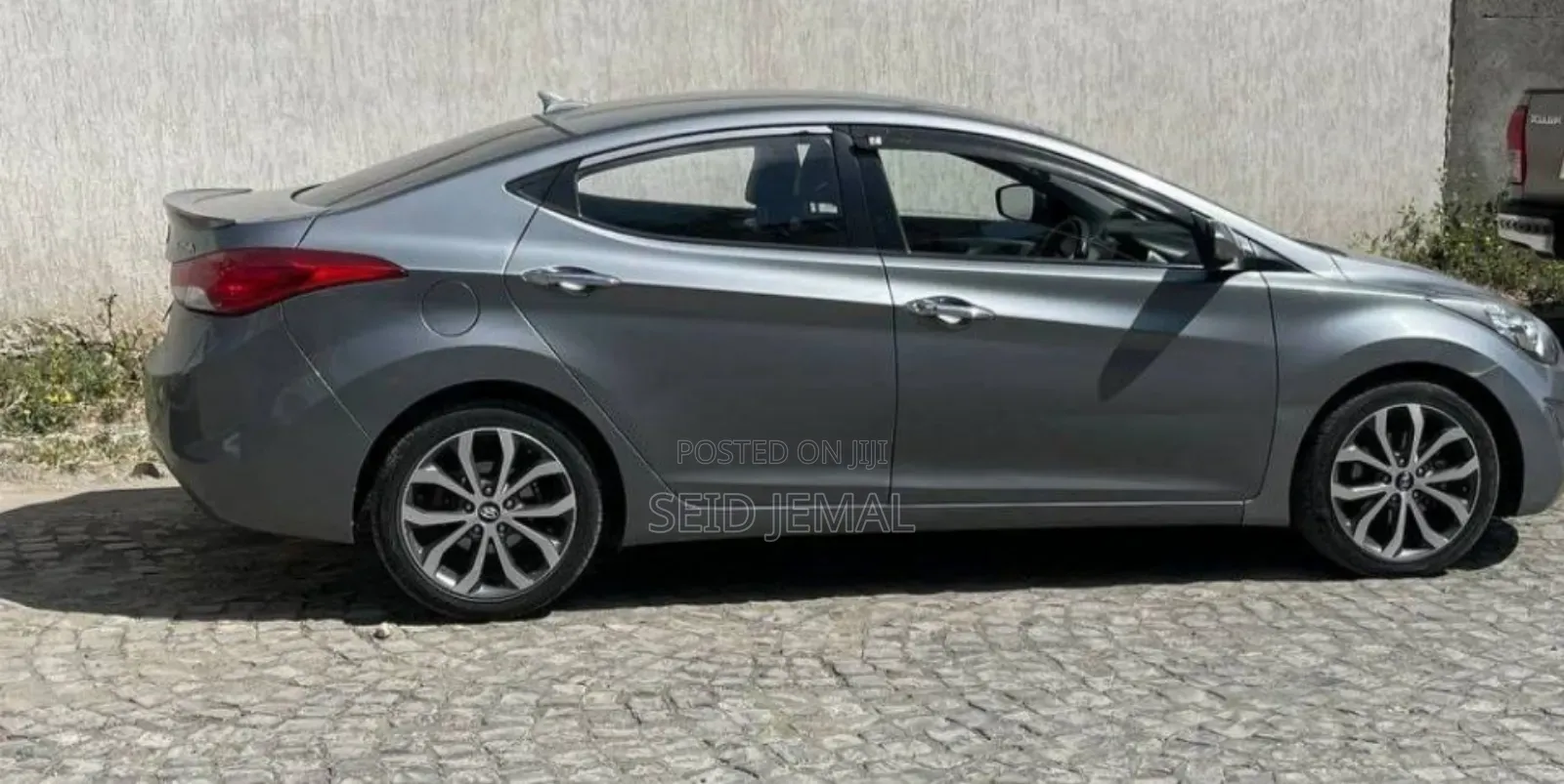 Hyundai Avante 2013 Silver