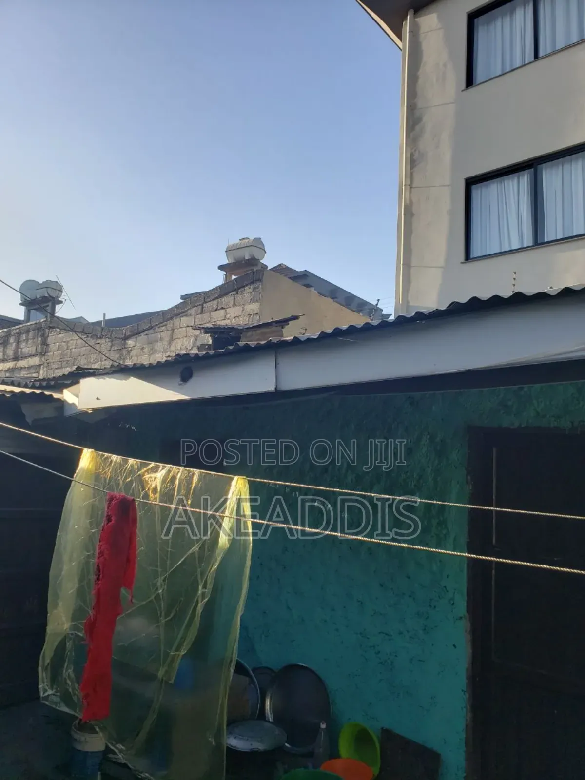 6bdrm House in ሳርቤት, Nifas Silk-Lafto for sale