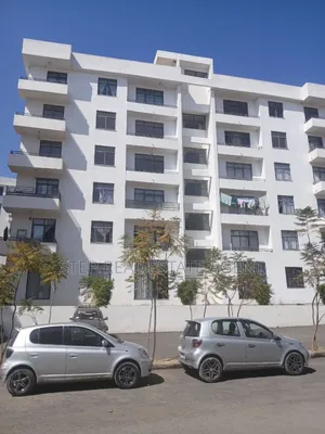 3bdrm Apartment in Yeka for sale