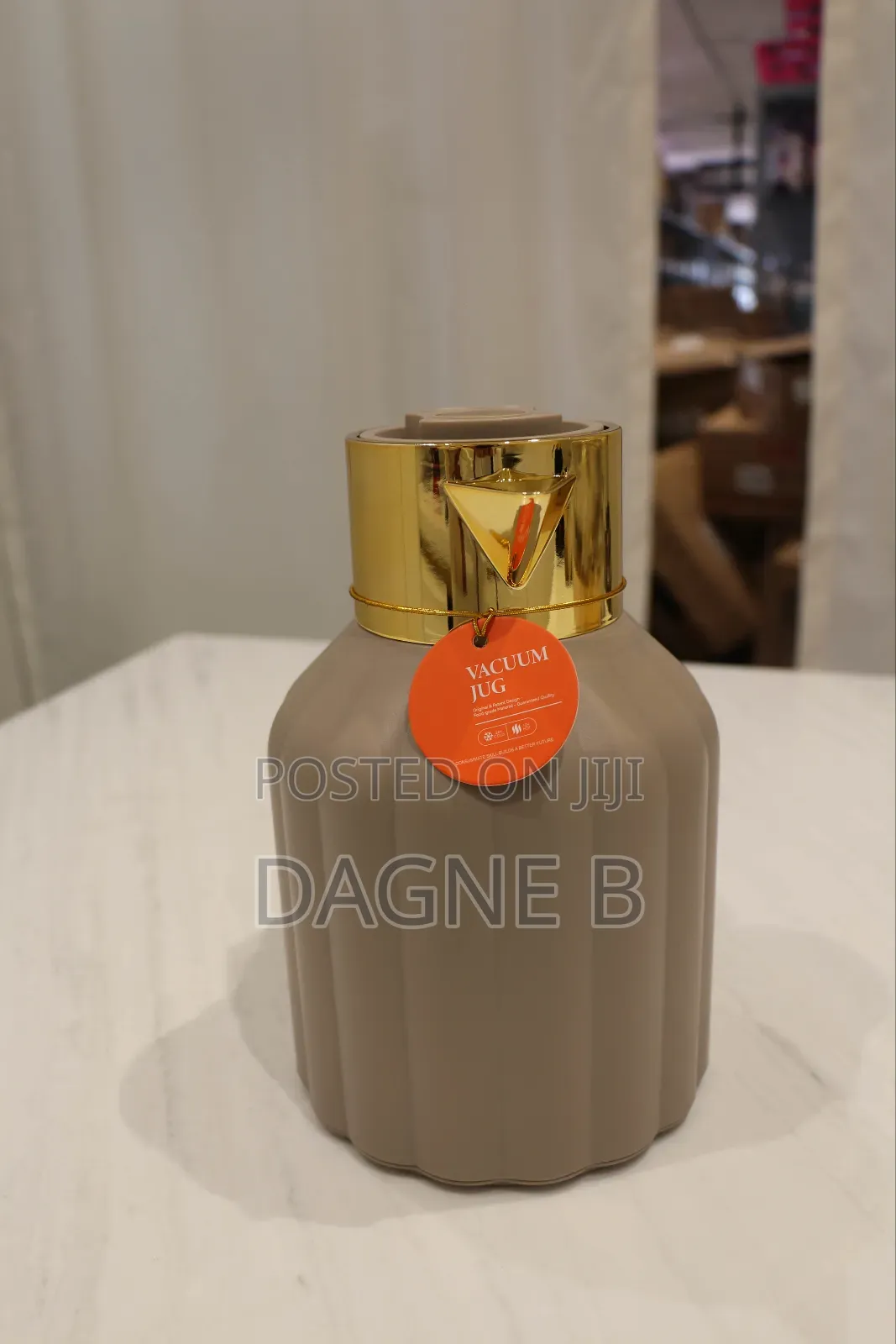 Feenik 1litre Vacuum Jug ፌኒክ ፔርሙዝ 1litre