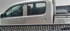Toyota Hilux 3.0 D-4D 4x4 2014 Silver