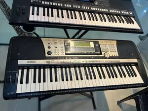 Yamaha PSR S950 Keyboard