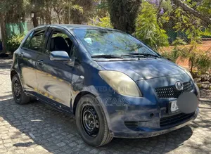 Toyota Yaris 1.0 2006 Blue
