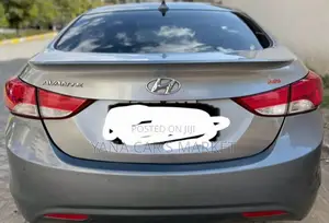 Hyundai Avante 2014 Blue