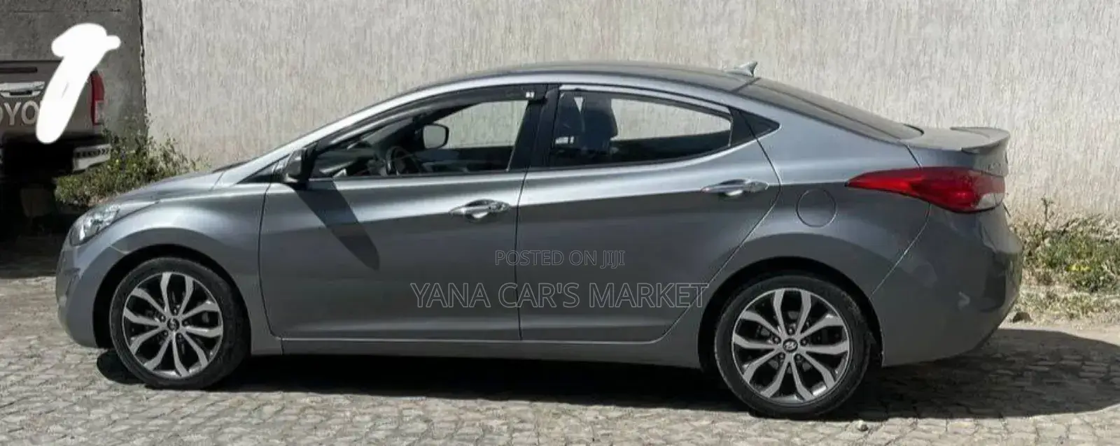 Hyundai Avante 2014 Blue